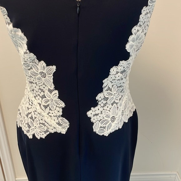 Dress navy with cream lace - Picture 4 of 7